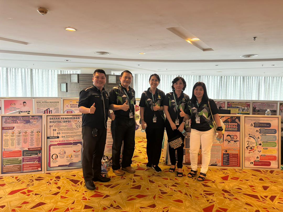 staff-group-photo-session-1